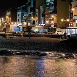 Primera Línea Con Preciosas Vistas Al Mar Apartamento Melenara
