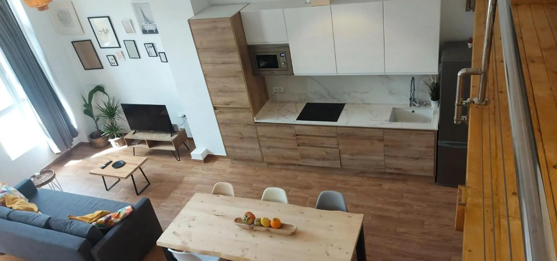 Letsmalaga - Duplex En El Centro Con Jacuzzi Apartment  Malaga