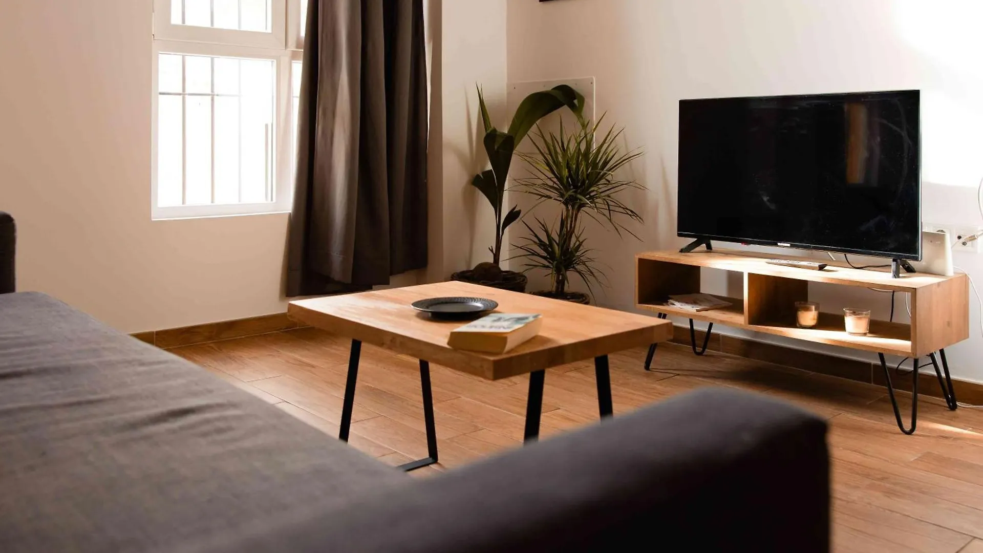 Letsmalaga - Duplex En El Centro Con Jacuzzi Apartment