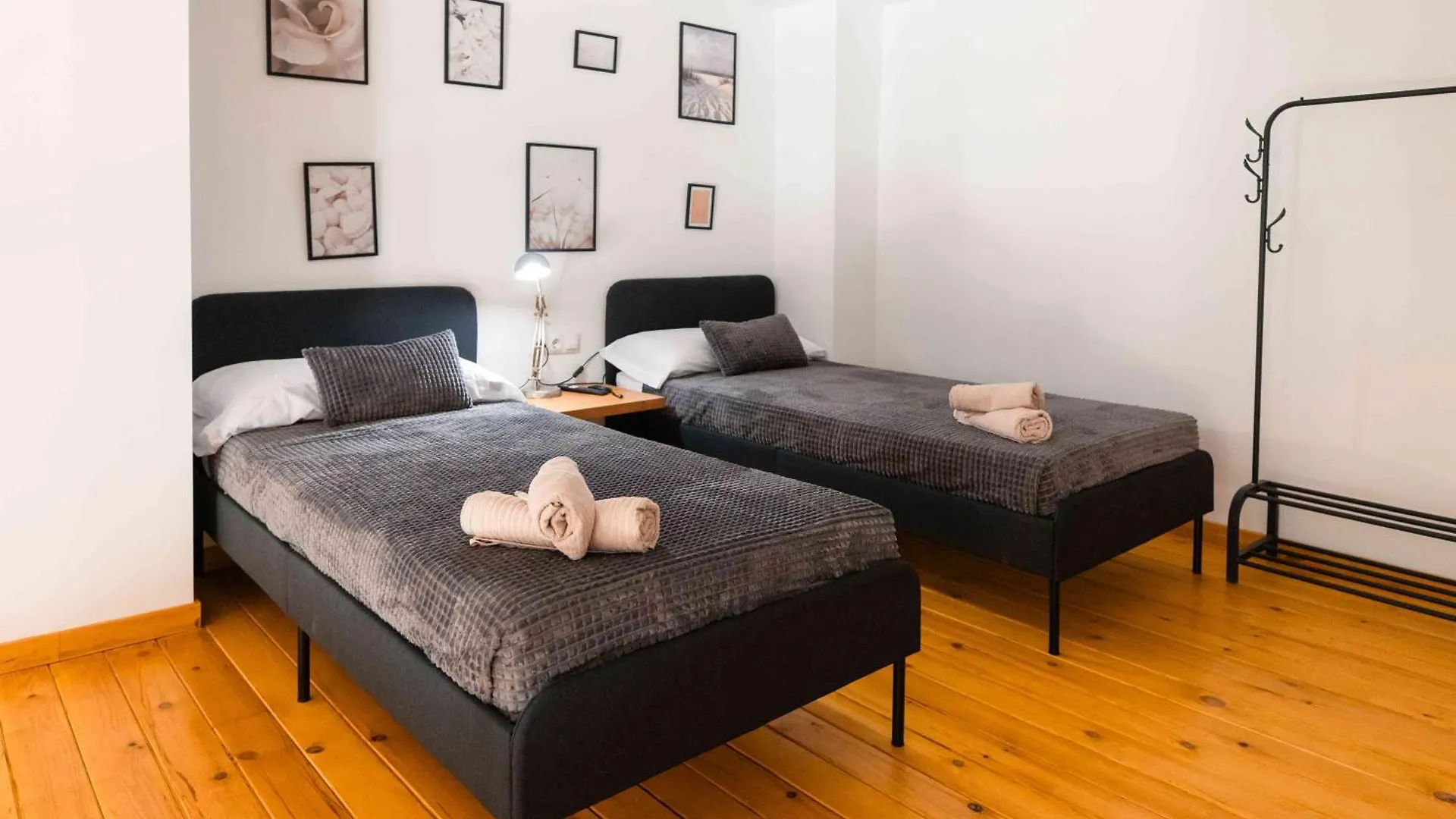 Letsmalaga - Duplex En El Centro Con Jacuzzi Apartment Malaga