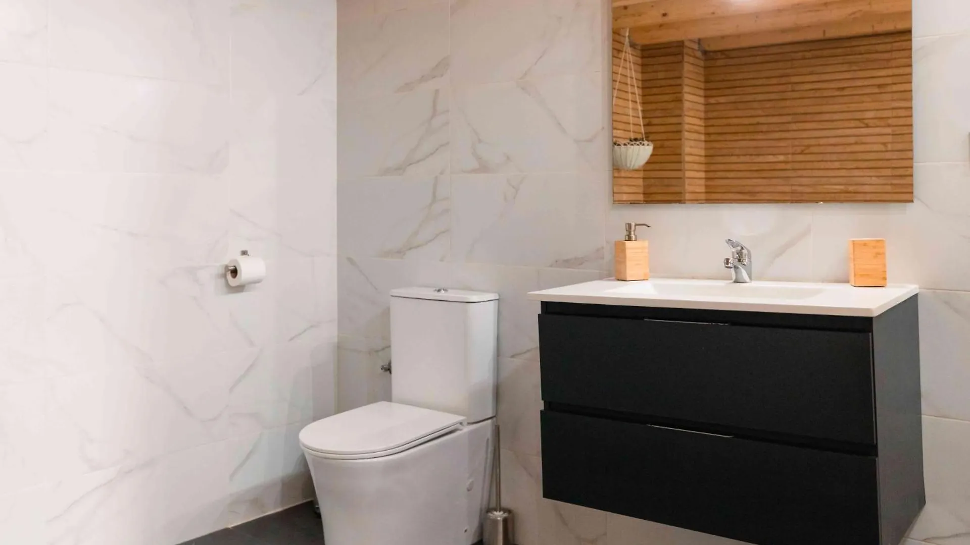 Letsmalaga - Duplex En El Centro Con Jacuzzi Apartment