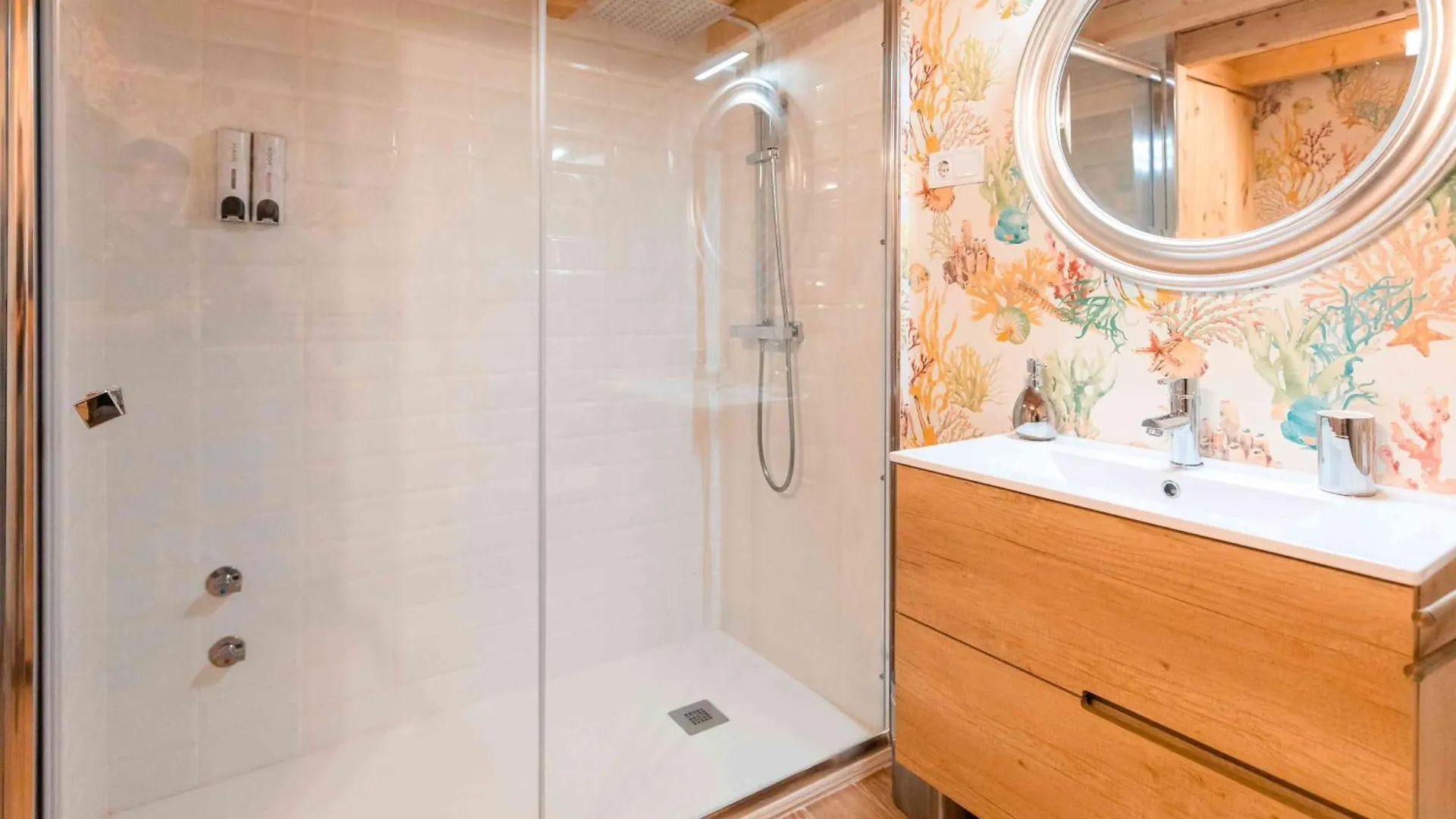 Letsmalaga - Duplex En El Centro Con Jacuzzi Apartment