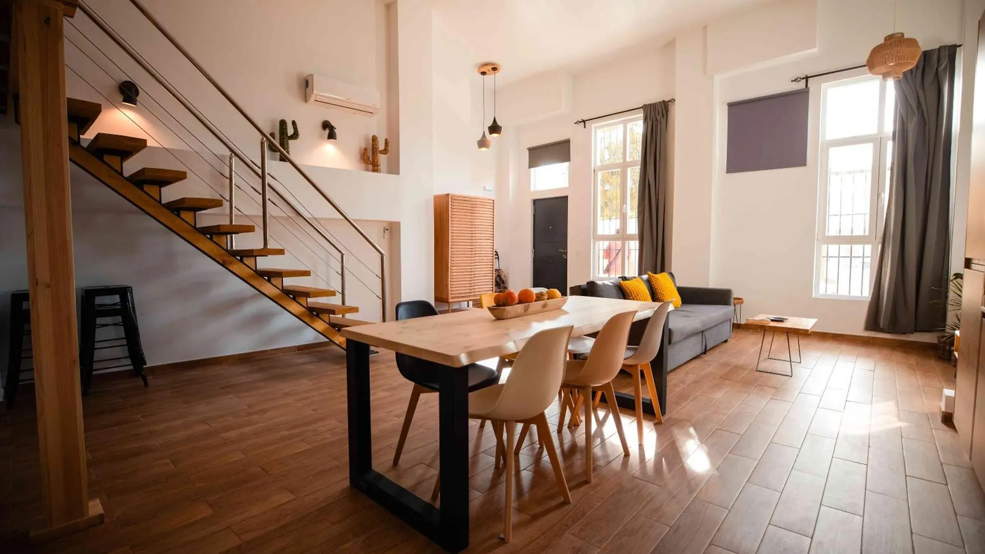 Letsmalaga - Duplex En El Centro Con Jacuzzi Apartment  Malaga